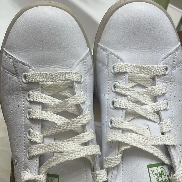 Adidas Star Wars Yoda Stan Smith - Picture 7 of 16